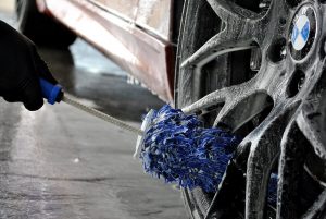 Avtokozmetika Kristal – Kako očistiti vozilo